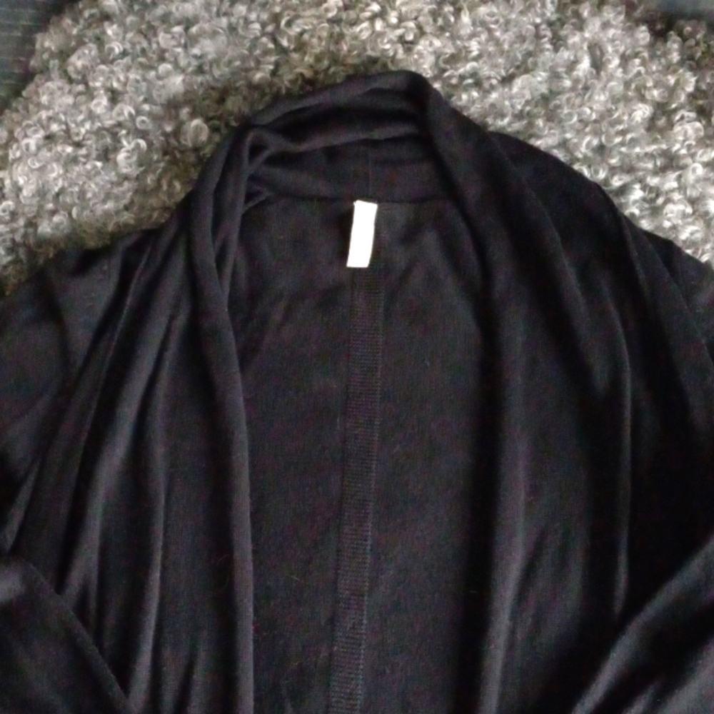 GAIAM Black Open-Front Ribbed Cardigan - Picture 3 of 12